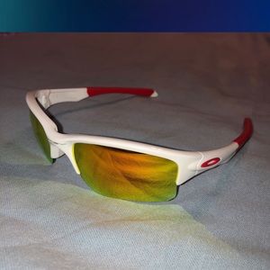 Oakley Sunglasses + Protective Bag + Microfiber